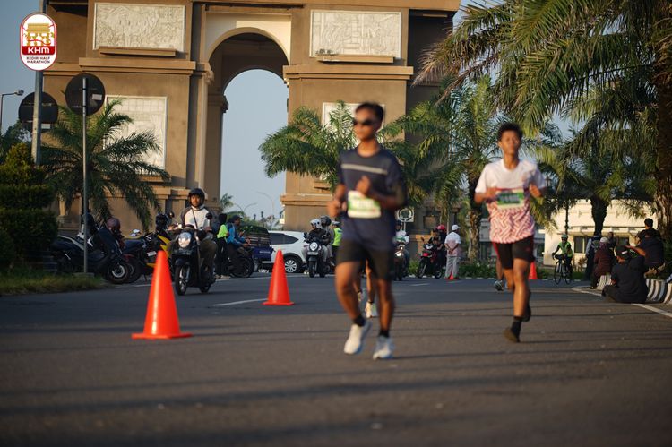 Race photo from Kediri Half Marathon 2024