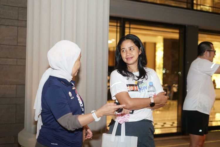 Race photo from PIK NITE RUN VIBES