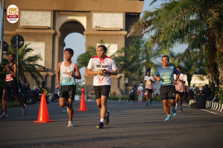 Race photo from Kediri Half Marathon 2024