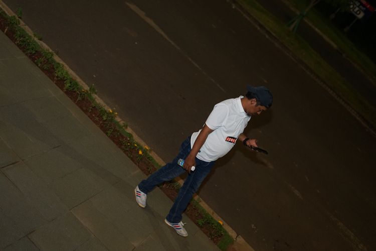 Race photo from PIK NITE RUN VIBES