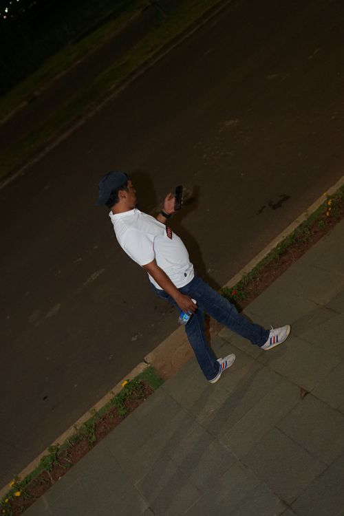 Race photo from PIK NITE RUN VIBES