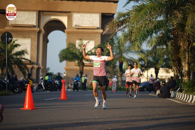 Race photo from Kediri Half Marathon 2024