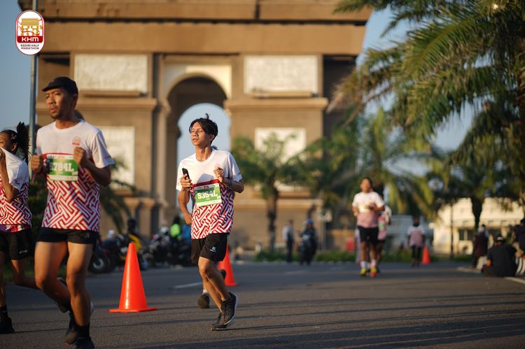 Race photo from Kediri Half Marathon 2024