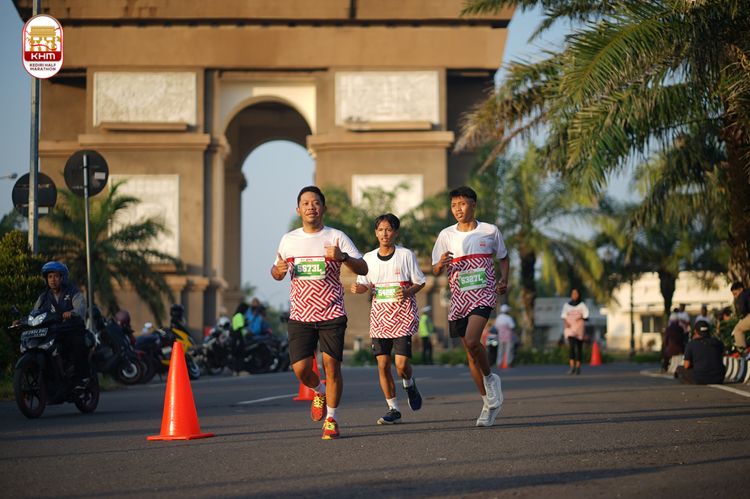 Race photo from Kediri Half Marathon 2024