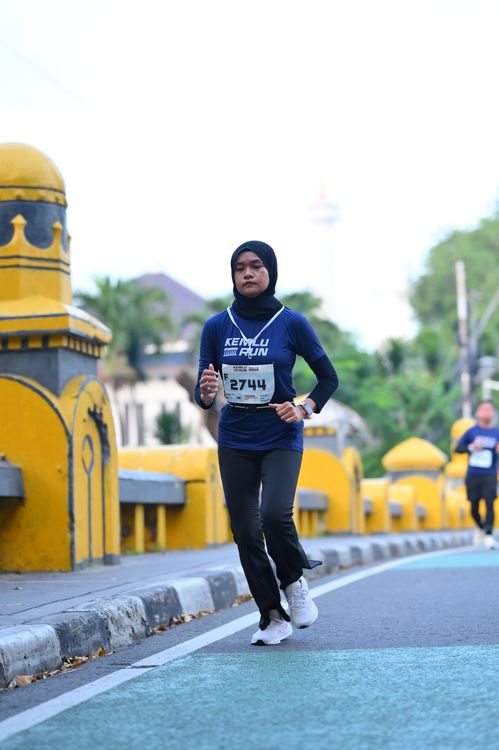 Race photo from KEMLU RUN 2025