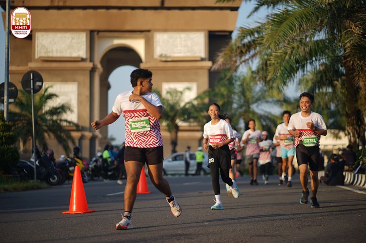 Race photo from Kediri Half Marathon 2024