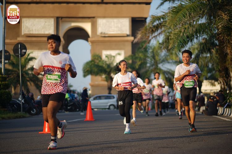 Race photo from Kediri Half Marathon 2024