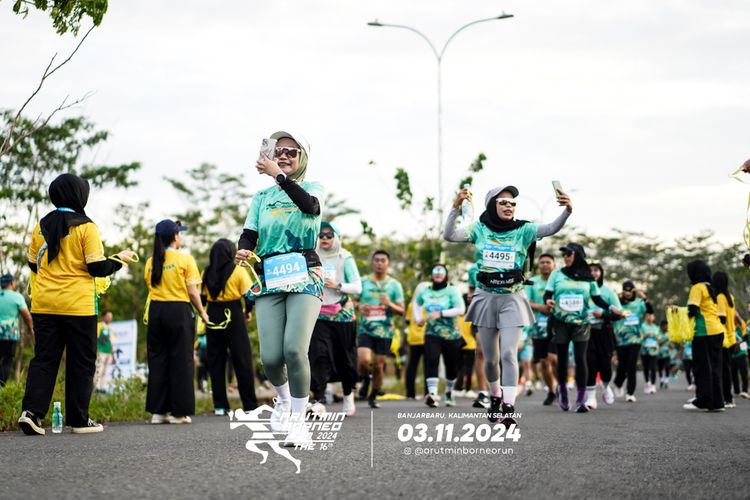 Race photo from Arutmin Borneo Run 2024
