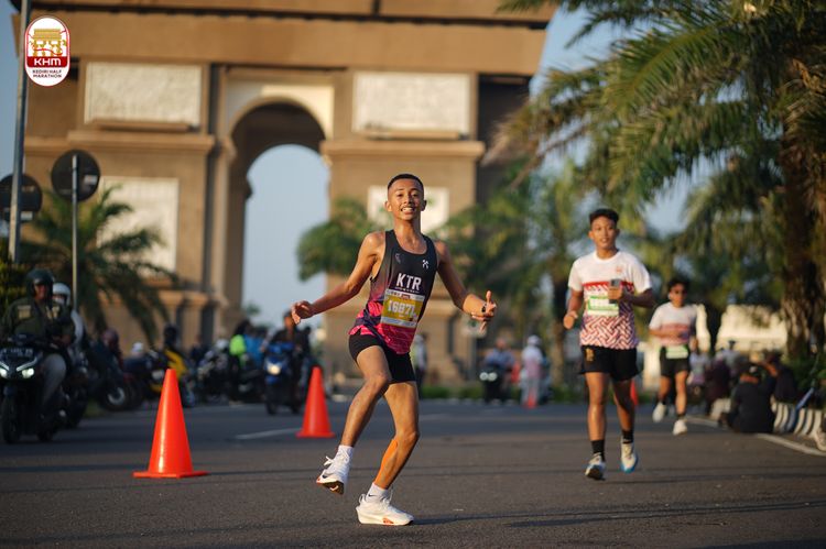 Race photo from Kediri Half Marathon 2024