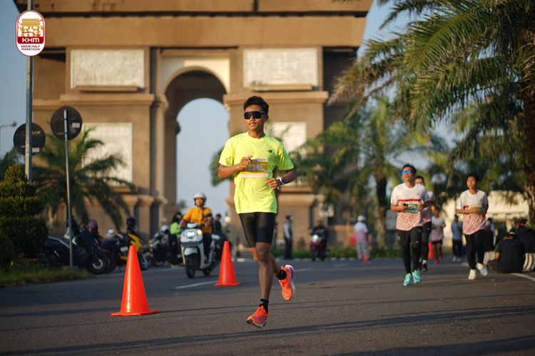 Race photo from Kediri Half Marathon 2024