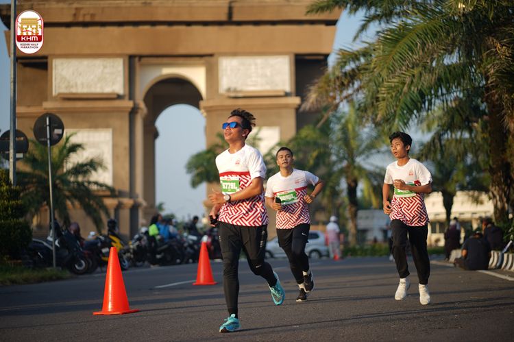 Race photo from Kediri Half Marathon 2024