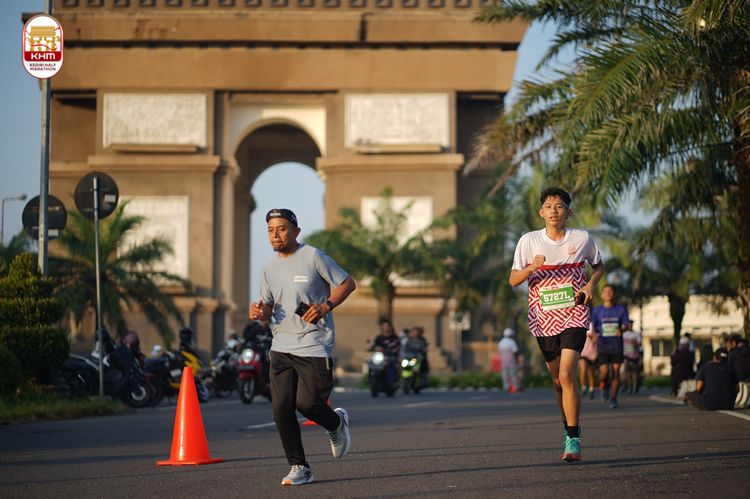Race photo from Kediri Half Marathon 2024