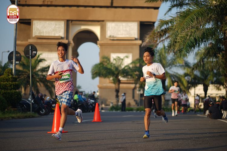 Race photo from Kediri Half Marathon 2024