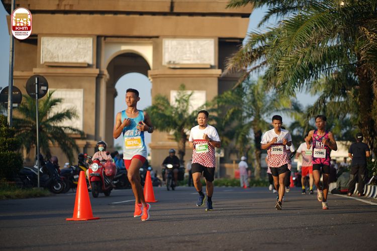 Race photo from Kediri Half Marathon 2024