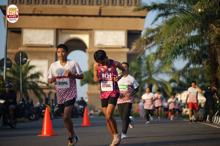 Race photo from Kediri Half Marathon 2024