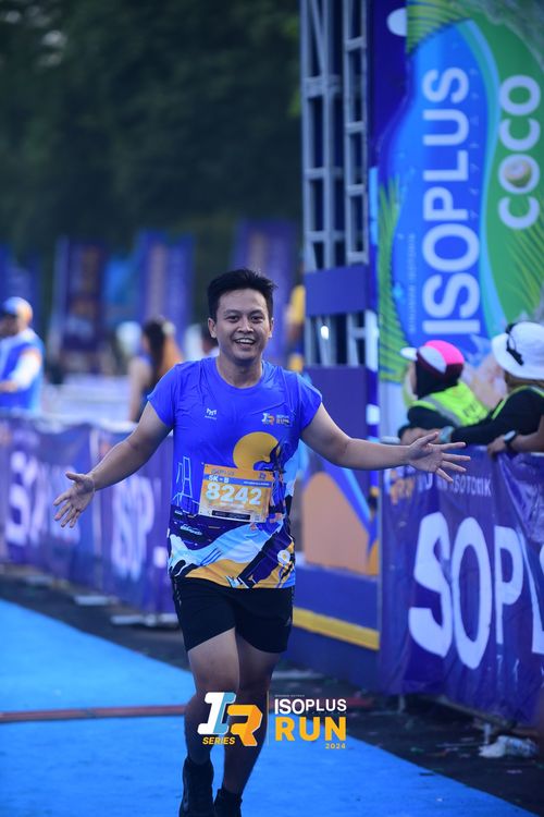Race photo from Isoplus Run 2024 Surabaya