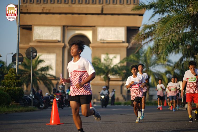 Race photo from Kediri Half Marathon 2024