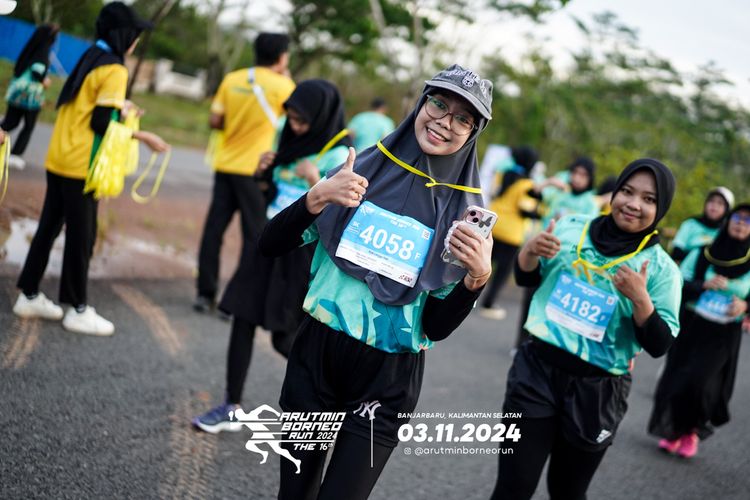 Race photo from Arutmin Borneo Run 2024
