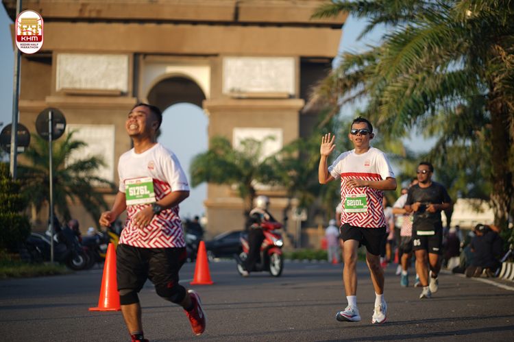 Race photo from Kediri Half Marathon 2024