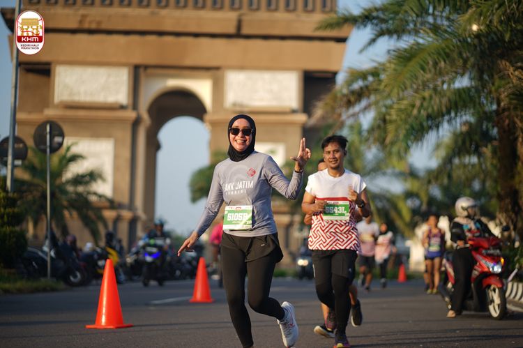 Race photo from Kediri Half Marathon 2024