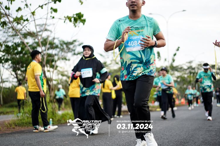 Race photo from Arutmin Borneo Run 2024