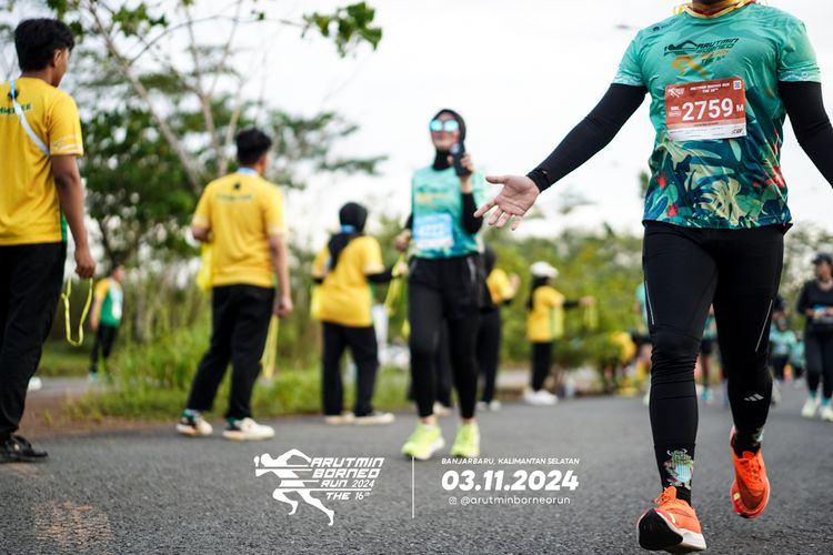 Race photo from Arutmin Borneo Run 2024