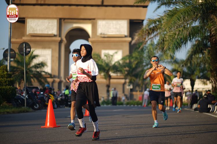 Race photo from Kediri Half Marathon 2024