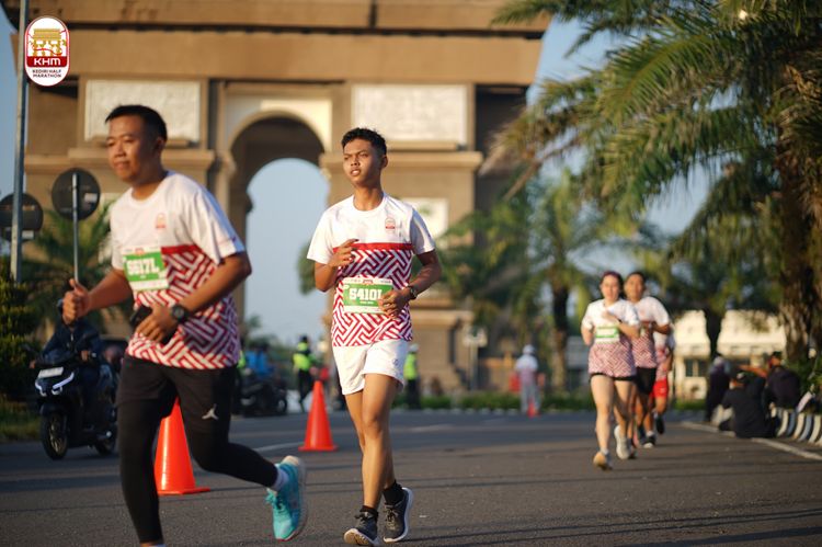 Race photo from Kediri Half Marathon 2024