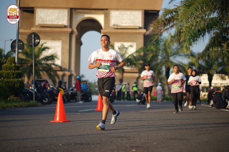 Race photo from Kediri Half Marathon 2024
