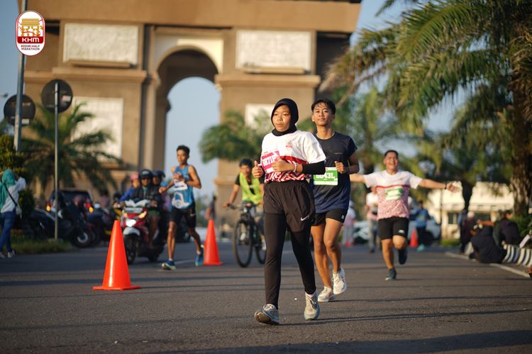 Race photo from Kediri Half Marathon 2024
