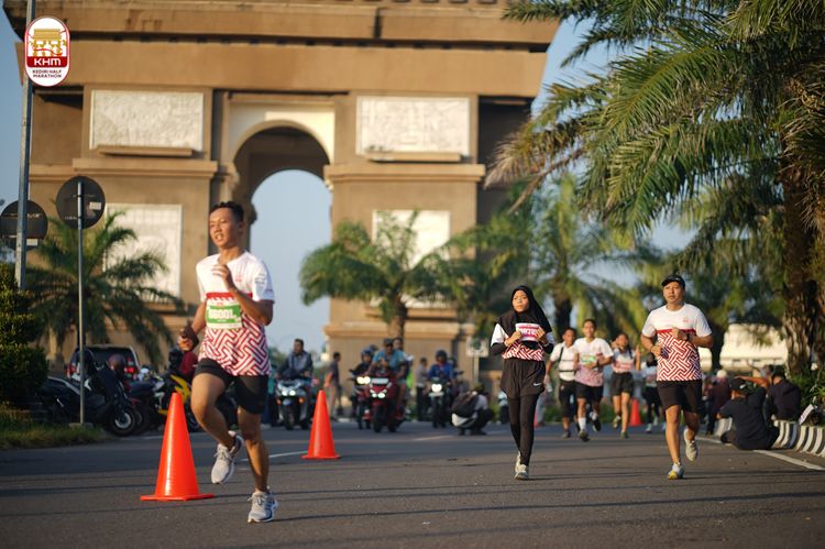 Race photo from Kediri Half Marathon 2024