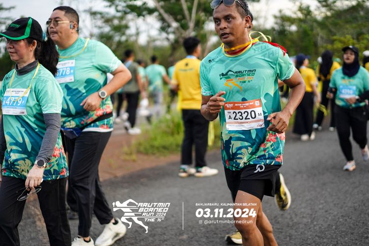 Race photo from Arutmin Borneo Run 2024