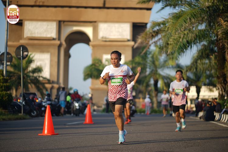 Race photo from Kediri Half Marathon 2024