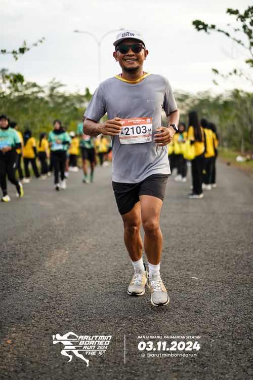 Race photo from Arutmin Borneo Run 2024