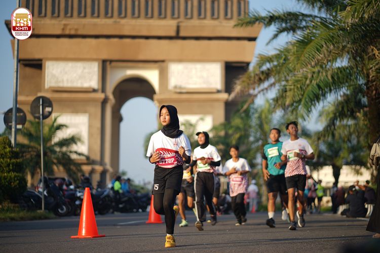 Race photo from Kediri Half Marathon 2024