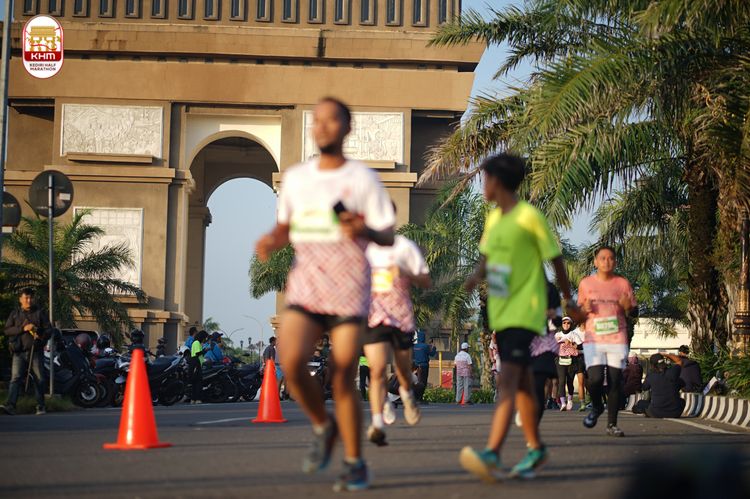 Race photo from Kediri Half Marathon 2024