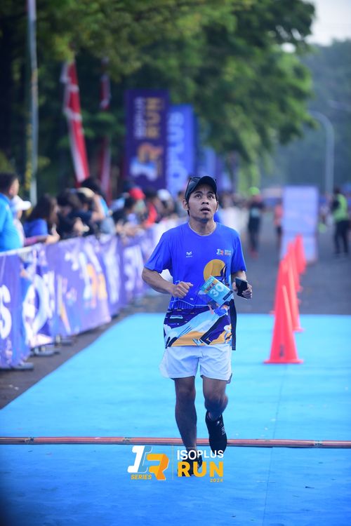 Race photo from Isoplus Run 2024 Surabaya