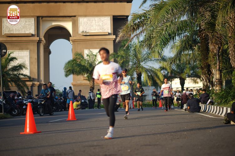 Race photo from Kediri Half Marathon 2024
