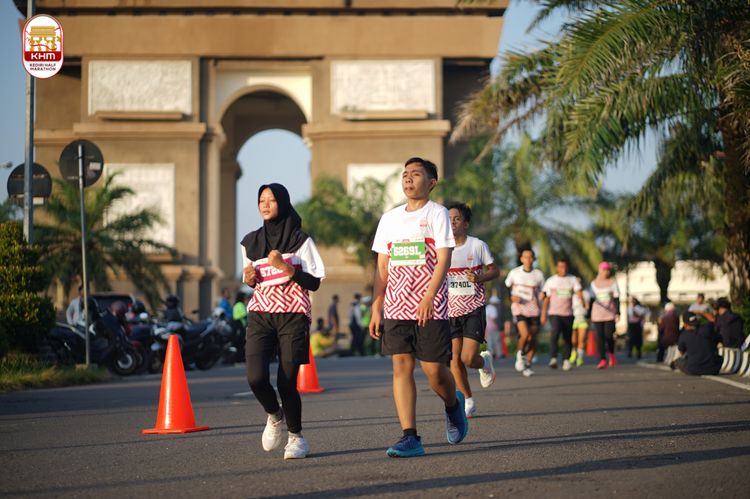 Race photo from Kediri Half Marathon 2024