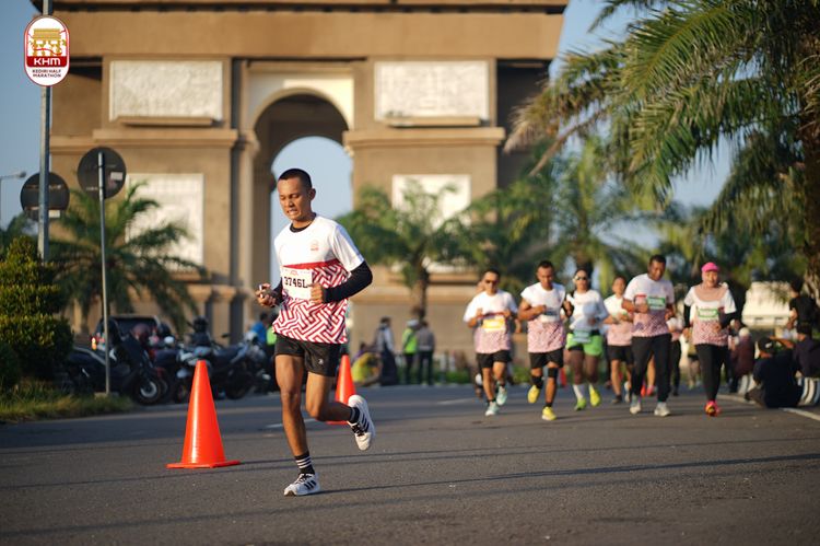 Race photo from Kediri Half Marathon 2024