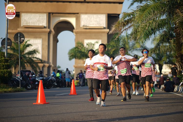 Race photo from Kediri Half Marathon 2024