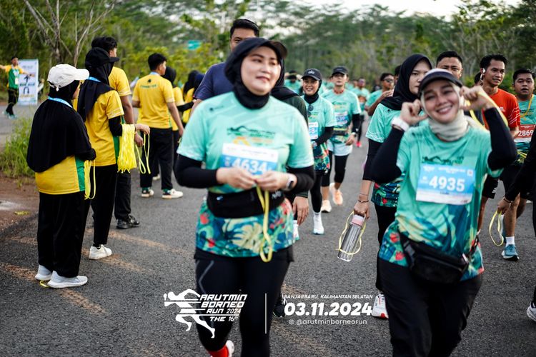 Race photo from Arutmin Borneo Run 2024