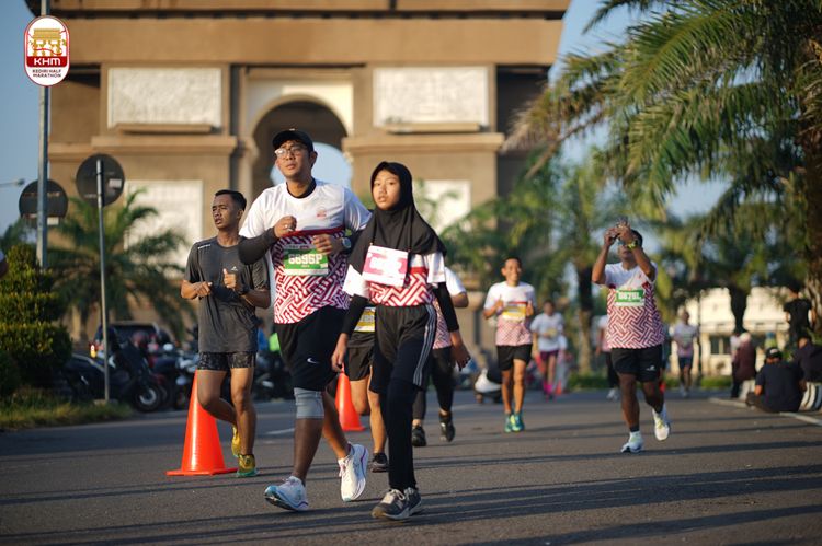 Race photo from Kediri Half Marathon 2024
