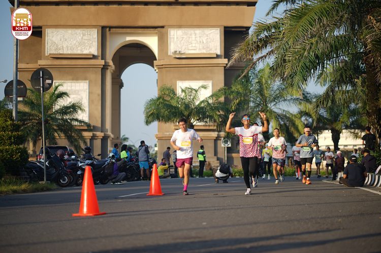 Race photo from Kediri Half Marathon 2024