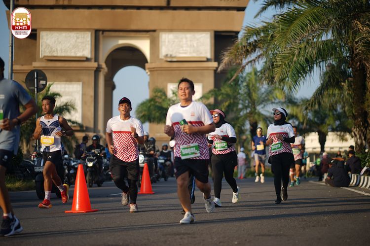 Race photo from Kediri Half Marathon 2024