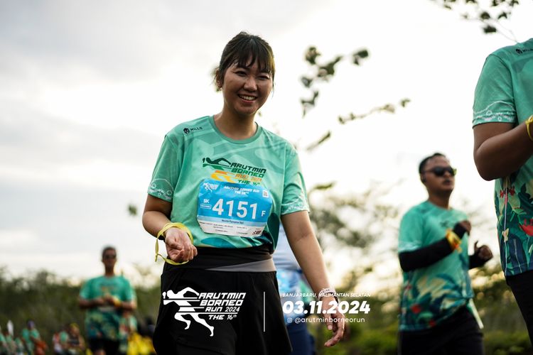 Race photo from Arutmin Borneo Run 2024