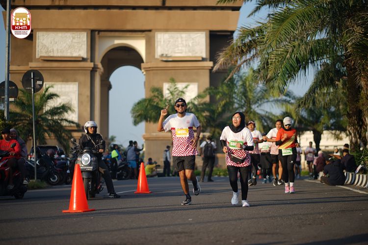 Race photo from Kediri Half Marathon 2024