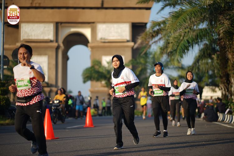 Race photo from Kediri Half Marathon 2024