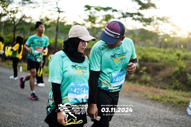 Race photo from Arutmin Borneo Run 2024