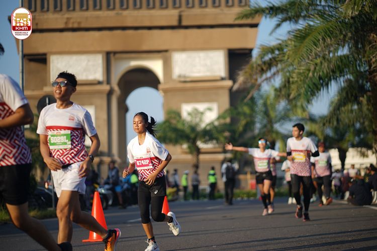 Race photo from Kediri Half Marathon 2024